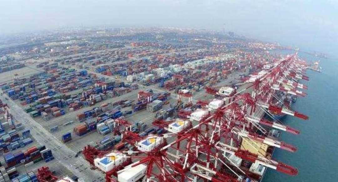 Asian Finance Chiefs Warn of Global Economic Rifts from Trade Barriers